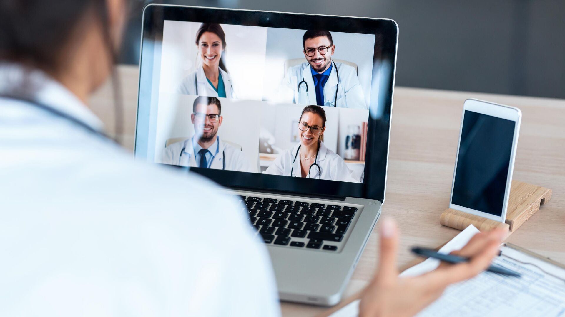 Connecting Families with Reliable Technology Across the UAE
